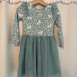 Little sleepies twirl